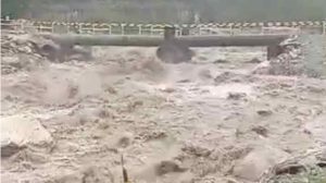 Lluvias provocaron derrumbes y cierre de la vía entre Mérida y Barinas