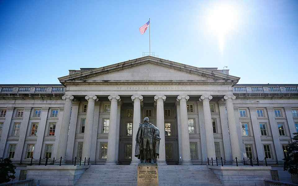 Fachada del departamento del tesoro en estados unidos