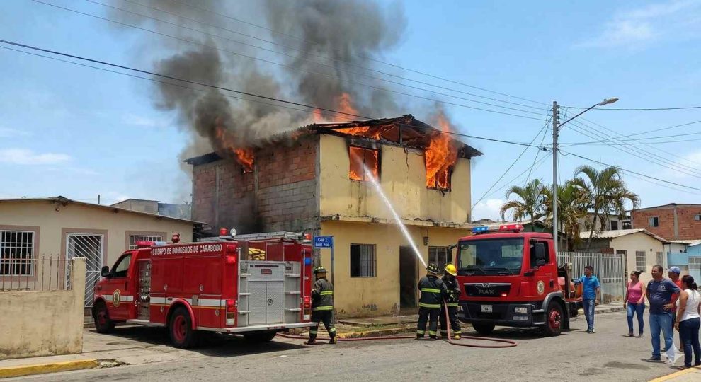 Incendio consumió una vivienda