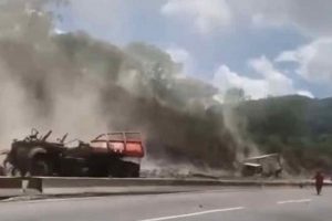 Colisión entre camiones en la ARC