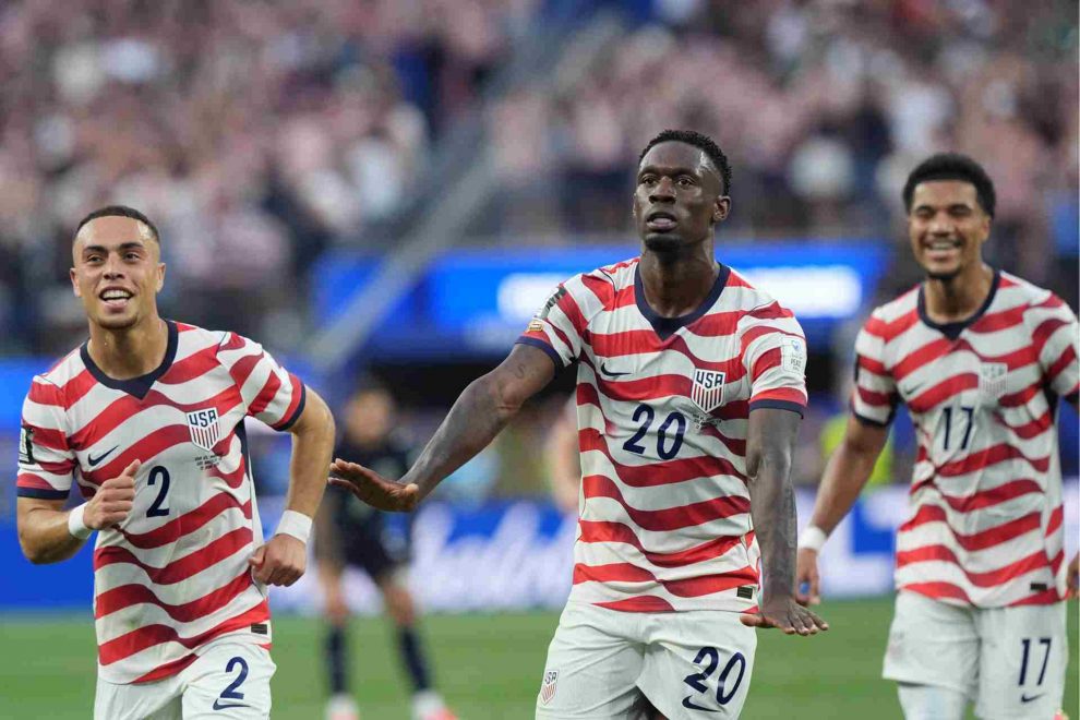 Equipo de Estados Unidos celebra gol en el Mundial 2026