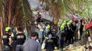 Joven hallada con vida entre los escombros en La Guaira