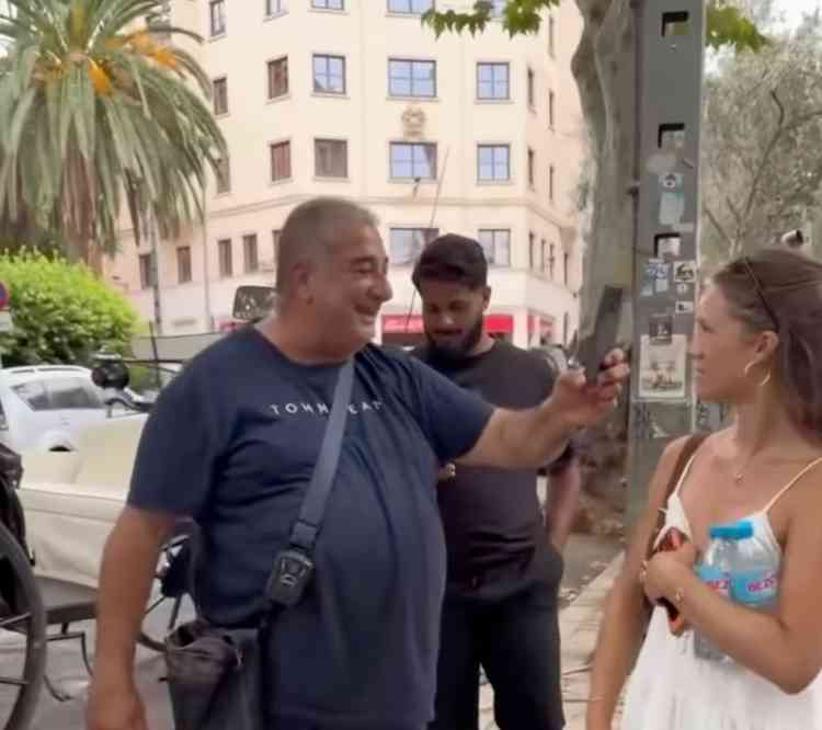 Investigan a cochero por lanzar agua