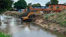 Crecida del Caño Colorado desplomó vivienda donde vivían ocho personas en Maracay