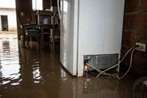 Mujer murió electrocutada durante inundación en Yaracuy al intentar desconectar su nevera