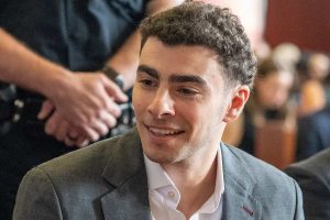 Luigi Mangione se declara culpable del asesinato del CEO de UnitedHealthcare