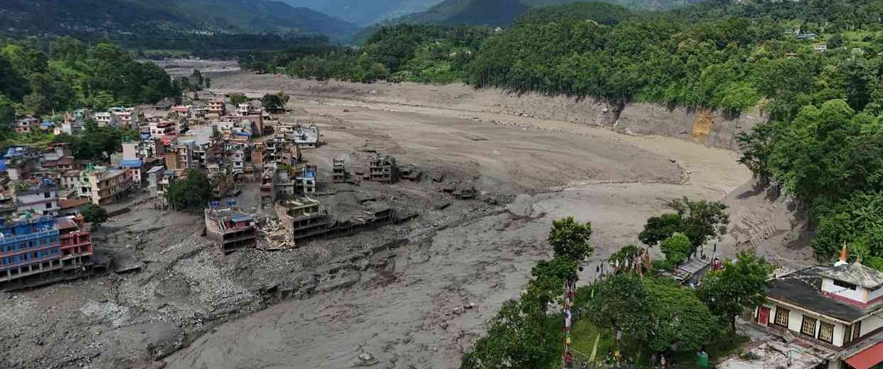Riada en Nepal deja 16 muertos