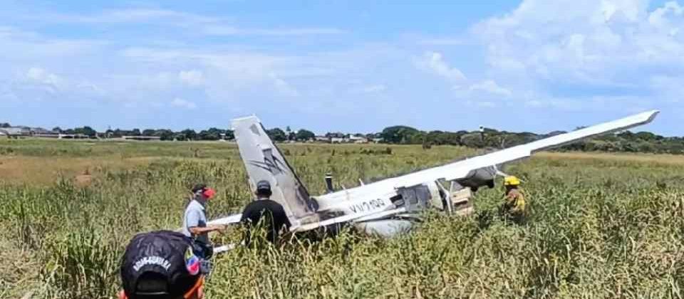 Avioneta se desploma en Ciudad Bolívar