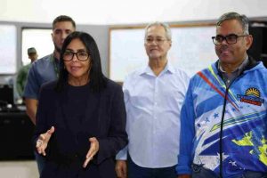 Delcy Rodríguez pide ahorrar electricidad ante demanda récord y apagones