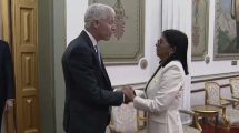 Delcy Rodríguez recibe a Chris Wright