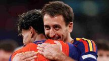 España remonta a Inglaterra en Wembley y debuta con victoria en la Nations League con goles decisivos de Baena y Oyarzabal.