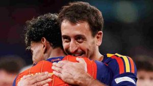 España remonta a Inglaterra en Wembley y debuta con victoria en la Nations League con goles decisivos de Baena y Oyarzabal.