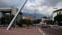 Av. Principal de LAs Mercedes