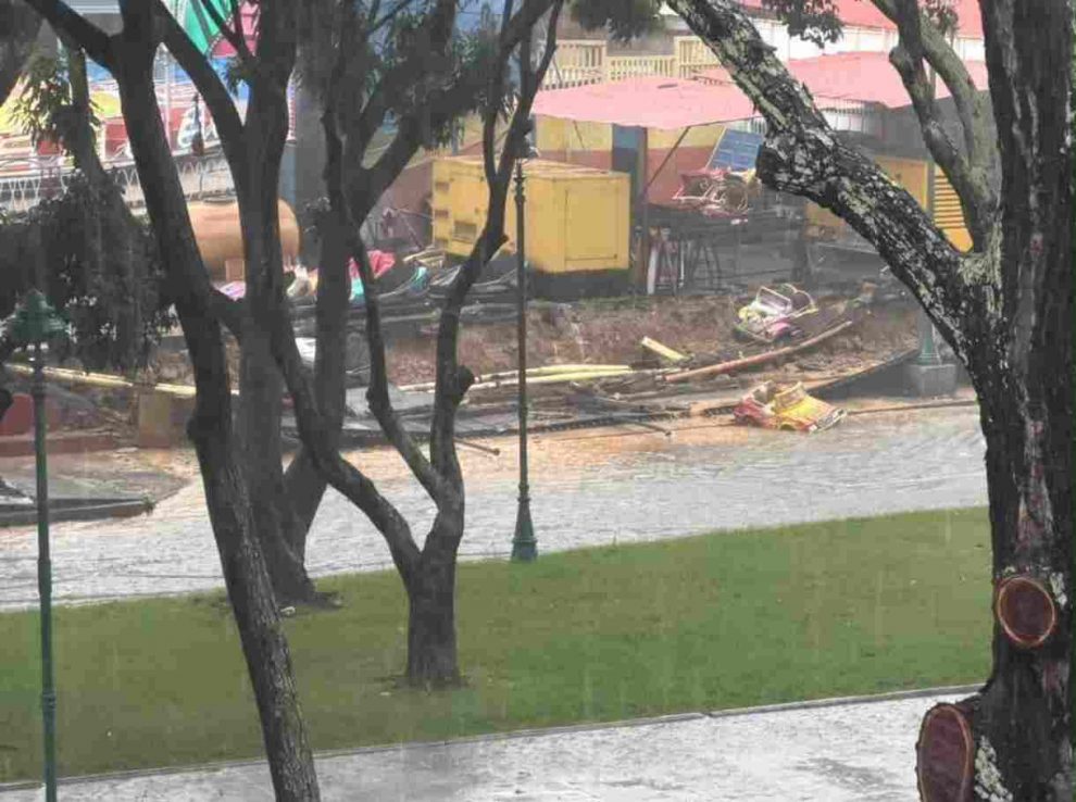 Derrumbe en Bimbolandia tras lluvias en Caracas