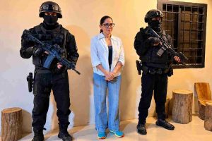 Detienen a Luisa González en Ecuador por presunto lavado de activos