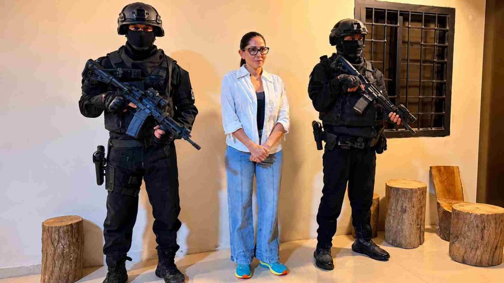 Detienen a Luisa González en Ecuador por presunto lavado de activos